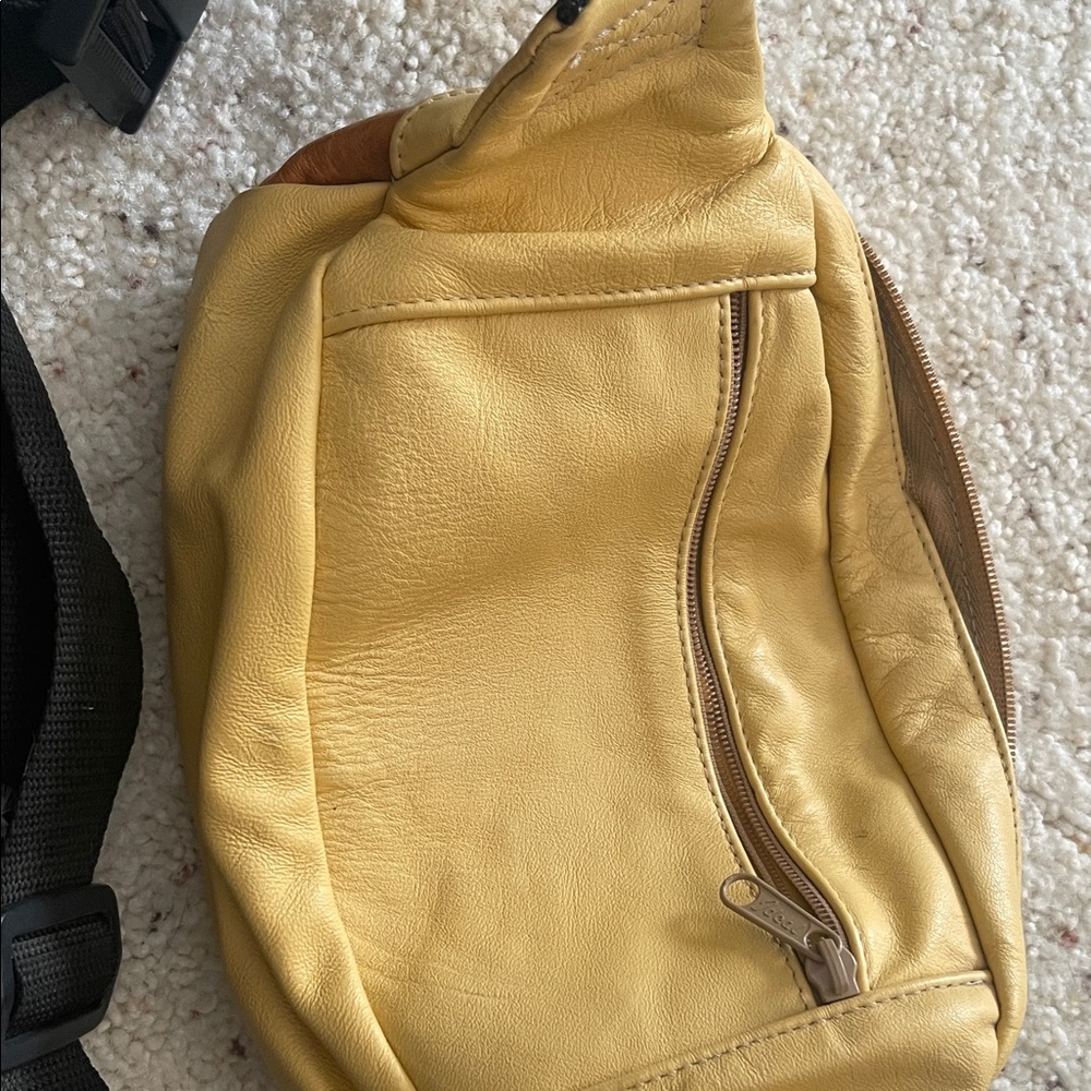 Yellow and Brown Leather Horse Design Bag - Picture 5 of 6